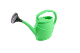 E. LOCSOLÓ ÖNTÖZŐ RÓZSÁVAL 6L (műanyag) (8)