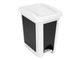 H. SZEMETES MŰANYAG PEDÁLOS 30L SZÖGLETES (1494) (1)